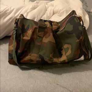 Herschel Novel Duffle